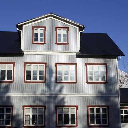 Gamli Skolinn ฮูซาวิก ภายนอก รูปภาพ